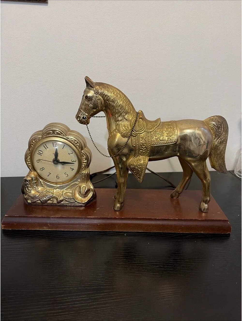 Vtg 1940s United Clock Co. Western Horse Brass Mantel Clock Model 315 Working